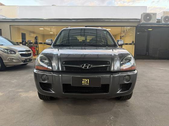 HYUNDAI TUCSON 2.0 MPFI GLS BASE 16V 143CV 2WD FLEX 4P AUTOMÁTICO